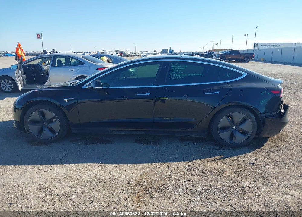 2018 TESLA MODEL 3 LONG RANGE/MID RANGE VIN: 5YJ3E1EA0JF157441