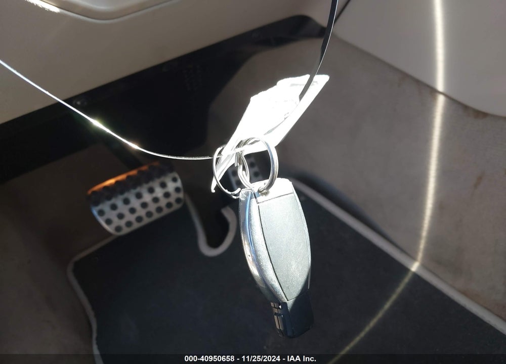 2015 MERCEDES-BENZ E 350 VIN: WDDHF5KB9FB092550