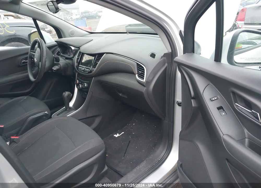 2019 CHEVROLET TRAX LS VIN: 3GNCJKSB3KL248972