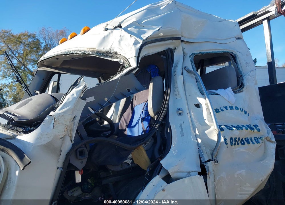 2019 FREIGHTLINER M2 106 VIN: 1FVACWFC0KHKJ5466
