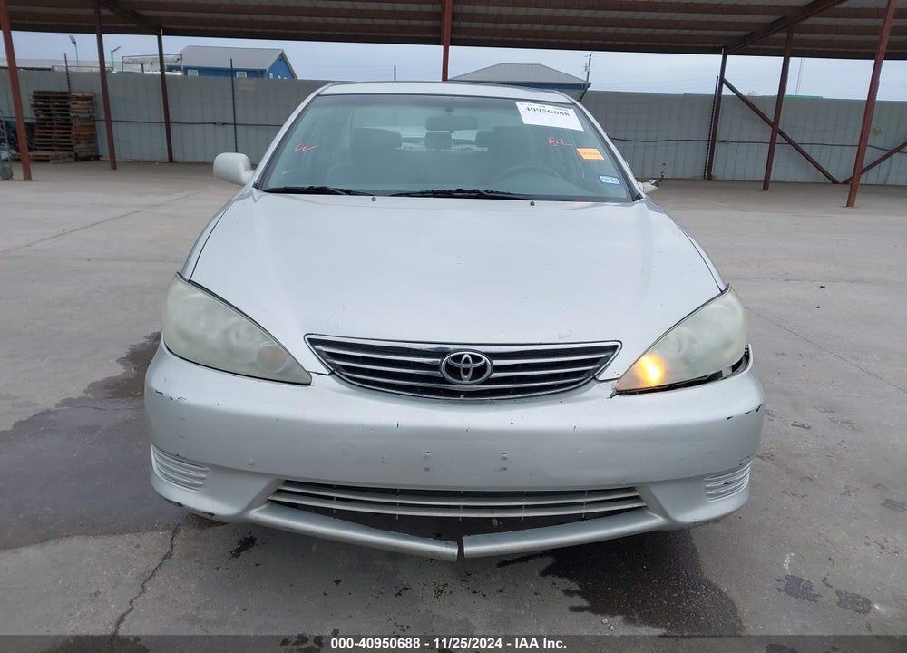 2005 TOYOTA CAMRY LE VIN: 4T1BE32K15U064604