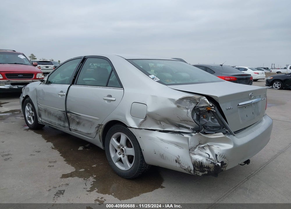 2005 TOYOTA CAMRY LE VIN: 4T1BE32K15U064604