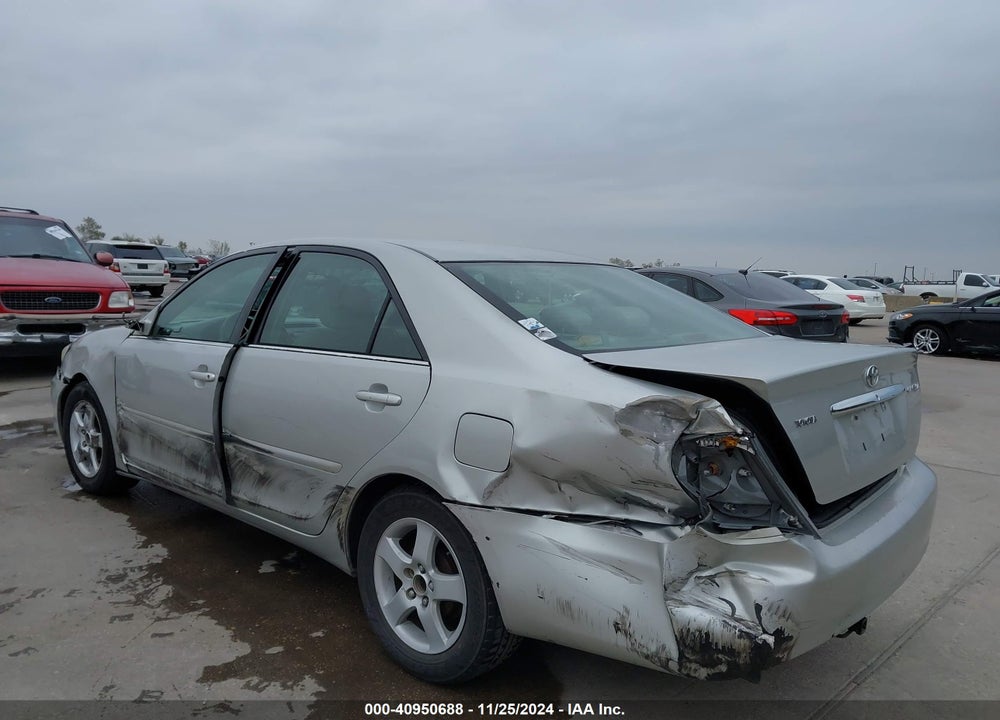 2005 TOYOTA CAMRY LE VIN: 4T1BE32K15U064604
