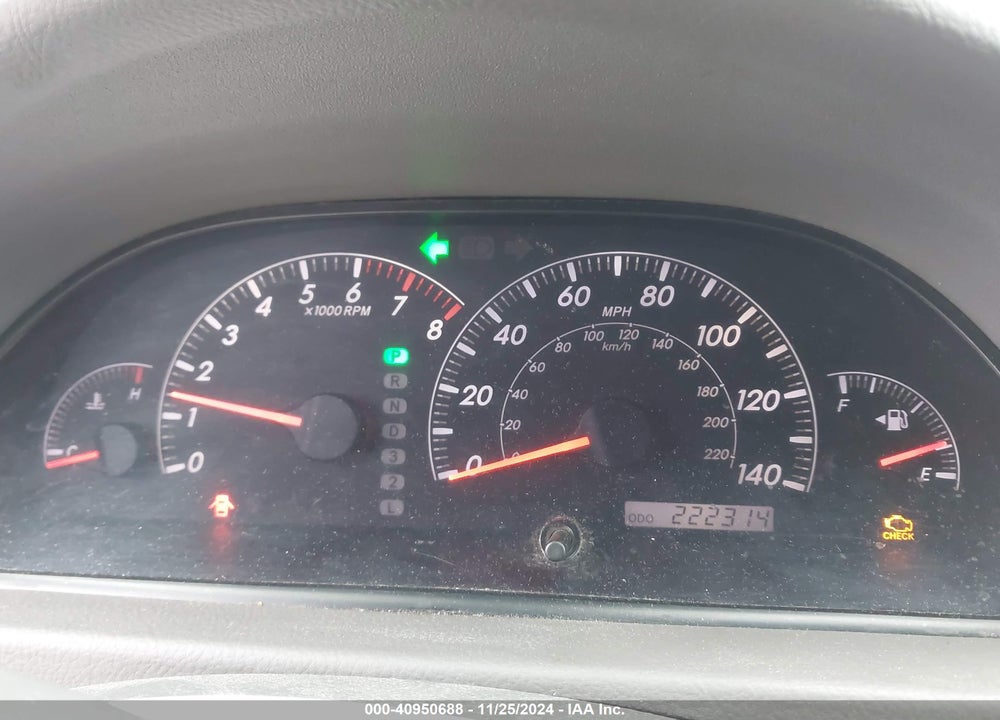 2005 TOYOTA CAMRY LE VIN: 4T1BE32K15U064604