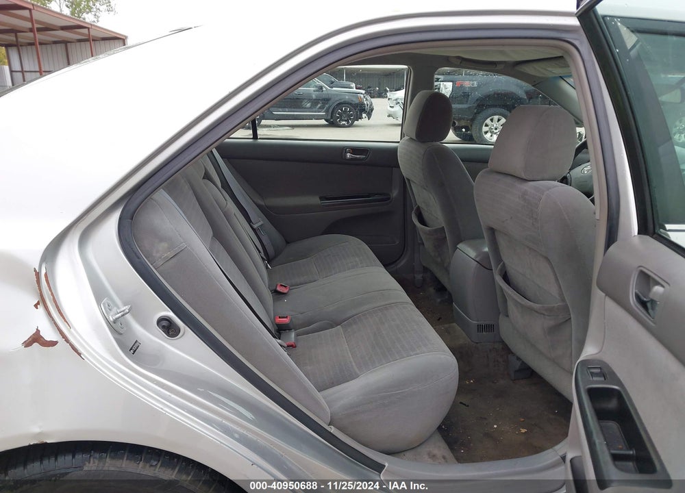 2005 TOYOTA CAMRY LE VIN: 4T1BE32K15U064604