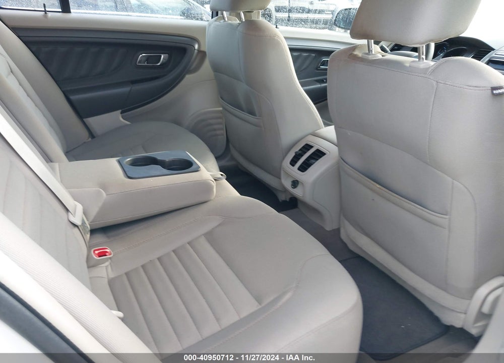 2010 FORD TAURUS SE VIN: 1FAHP2DW4AG149048