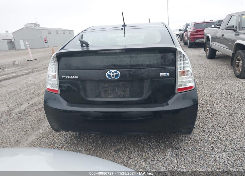 2011 TOYOTA PRIUS TWO VIN: JTDKN3DU5B0298234
