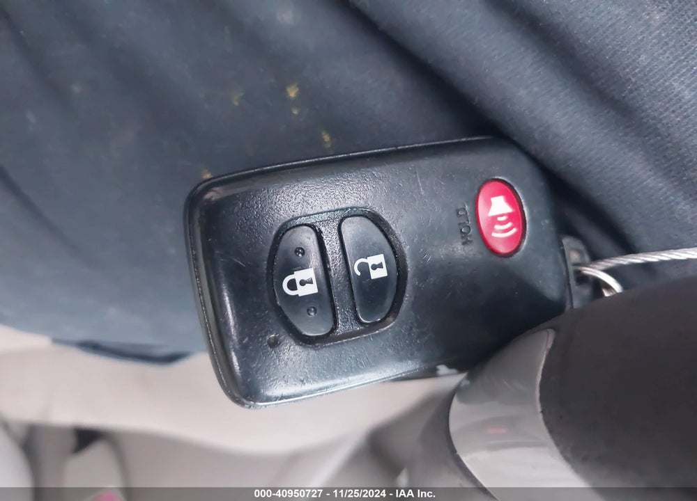 2011 TOYOTA PRIUS TWO VIN: JTDKN3DU5B0298234