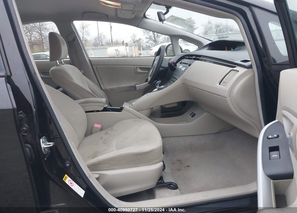 2011 TOYOTA PRIUS TWO VIN: JTDKN3DU5B0298234
