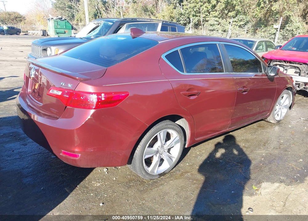 2013 ACURA ILX 2.0L VIN: 19VDE1F57DE005097