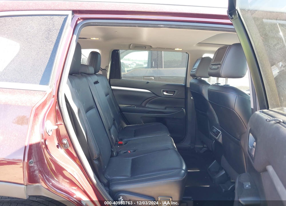 2016 TOYOTA HIGHLANDER XLE V6 VIN: 5TDJKRFH4GS277709