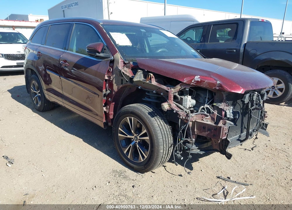 2016 TOYOTA HIGHLANDER XLE V6 VIN: 5TDJKRFH4GS277709