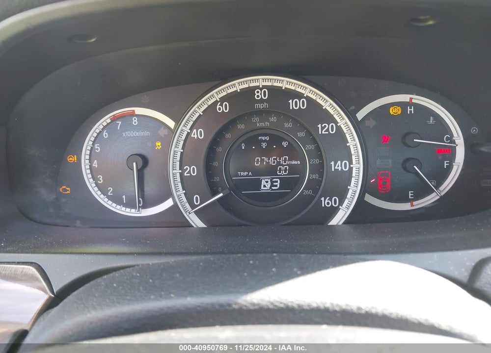 2017 HONDA ACCORD VIN: 1HGCR2F76HA184001