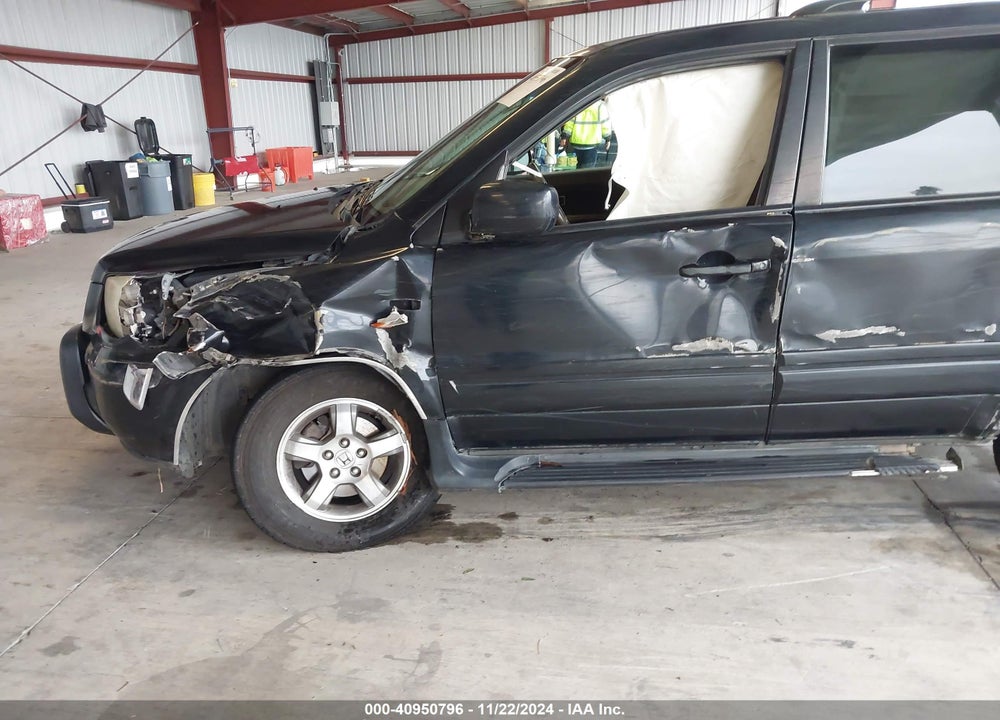 2006 HONDA PILOT EX-L VIN: 5FNYF28666B018969