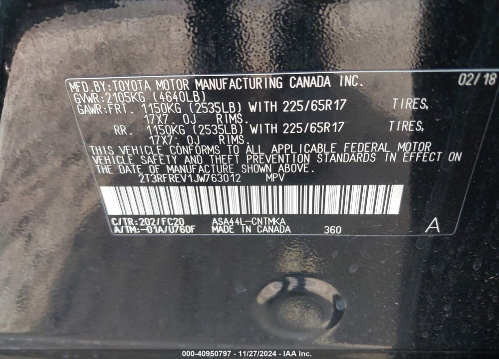 2018 TOYOTA RAV4 ADVENTURE/XLE VIN: 2T3RFREV1JW763012