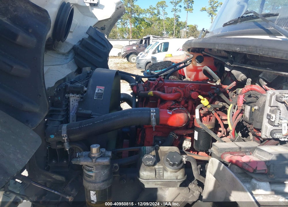 2020 FREIGHTLINER M2 106 VIN: 3ALACWFC5LDLW9081