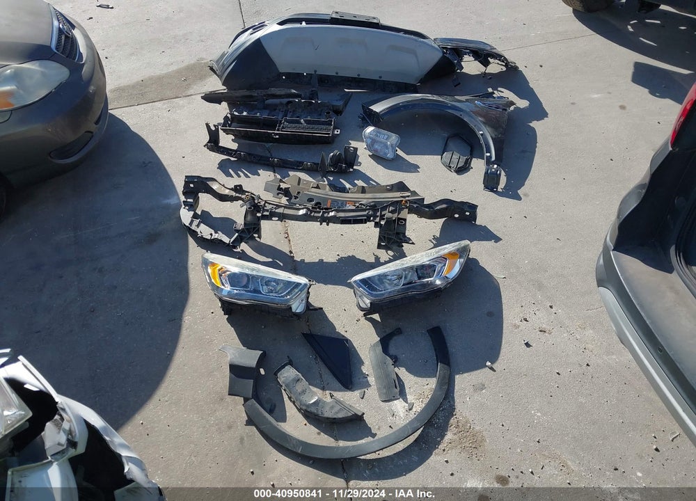 2019 FORD ESCAPE SEL VIN: 1FMCU0HD3KUB66030