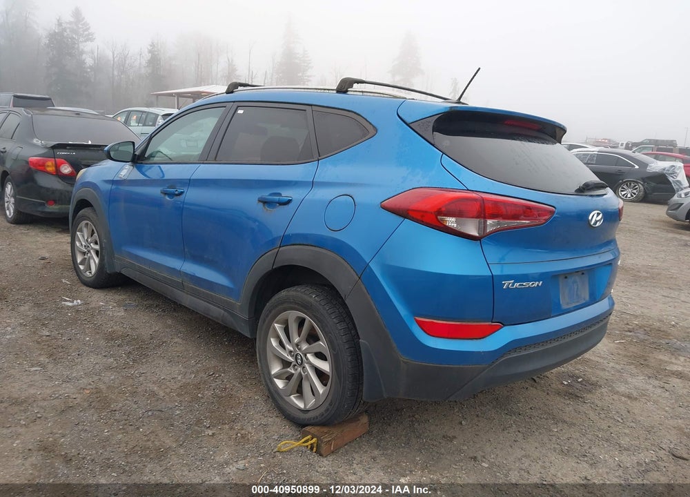 2016 HYUNDAI TUCSON SE VIN: KM8J3CA43GU119562
