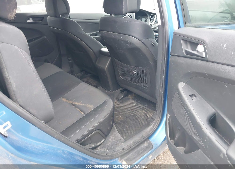 2016 HYUNDAI TUCSON SE VIN: KM8J3CA43GU119562