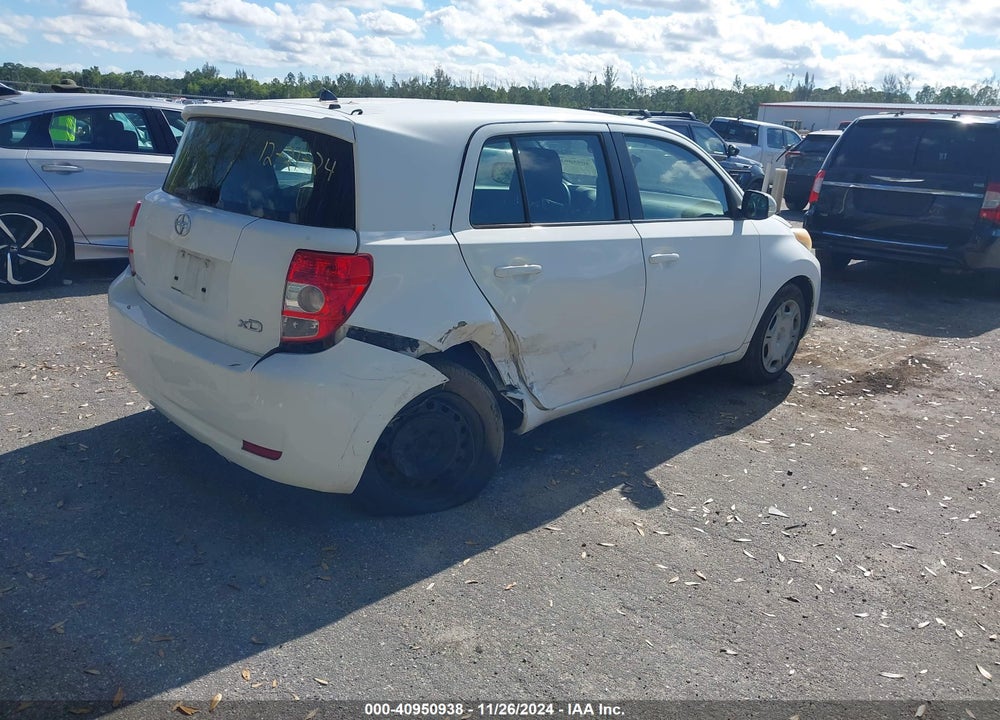 2009 SCION XD VIN: JTKKU10429J044359