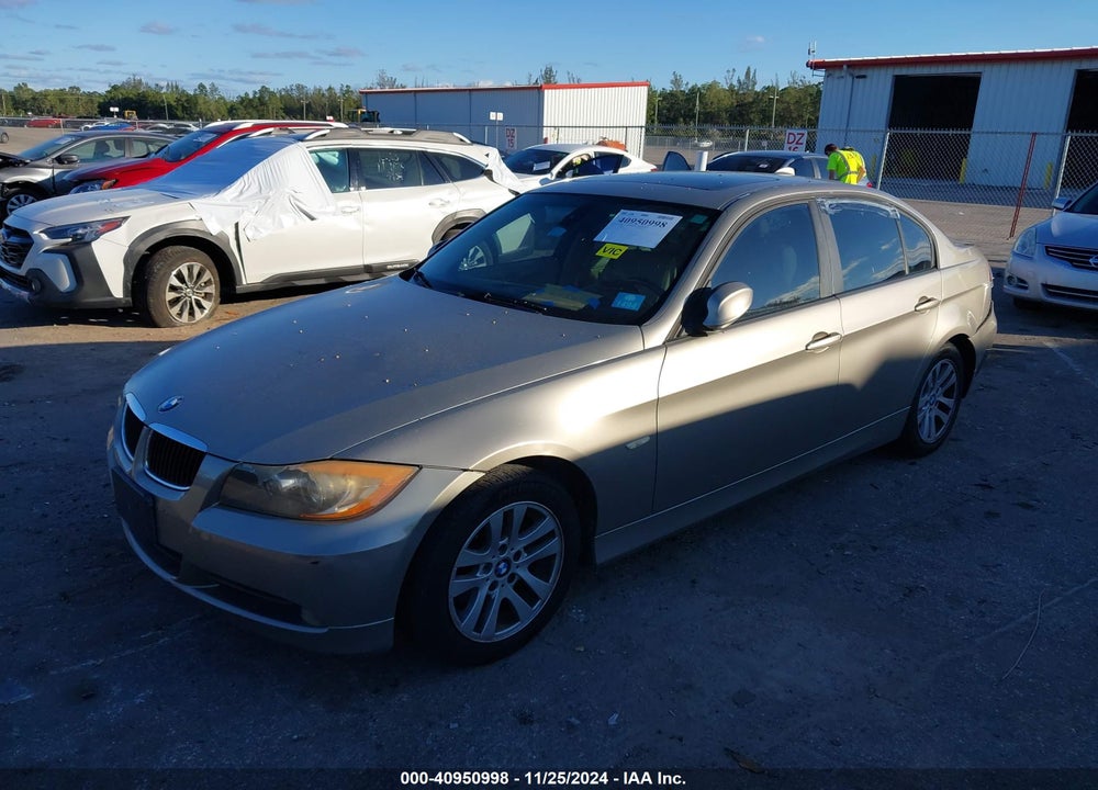 2007 BMW 328I VIN: WBAVA33567KX80352