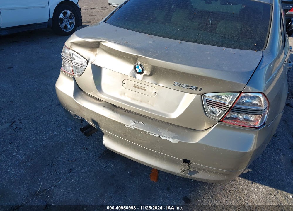 2007 BMW 328I VIN: WBAVA33567KX80352