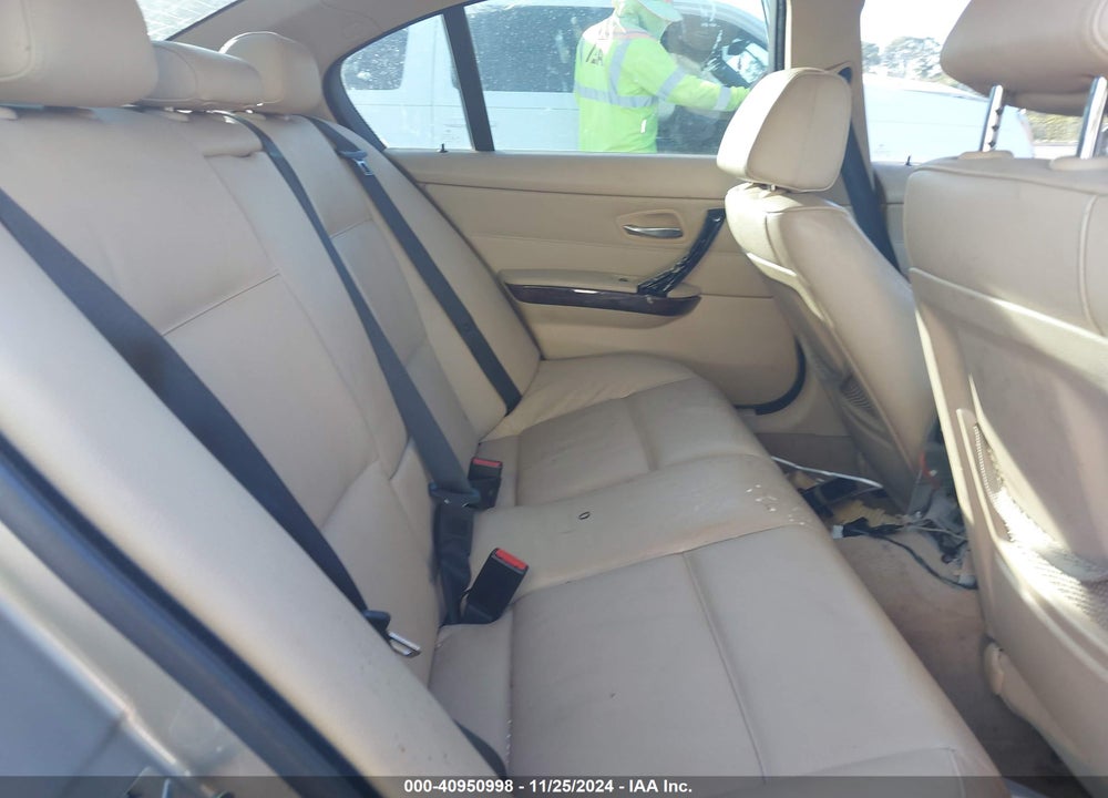 2007 BMW 328I VIN: WBAVA33567KX80352