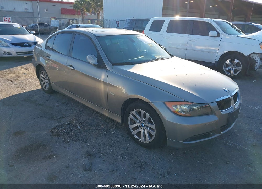 2007 BMW 328I VIN: WBAVA33567KX80352