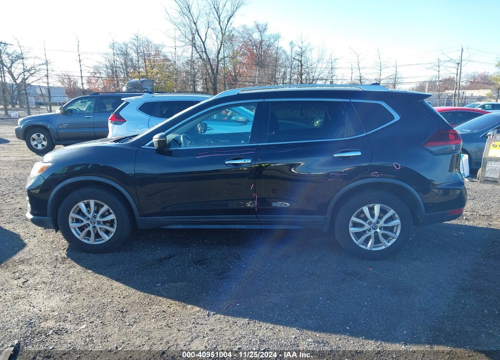 2019 NISSAN ROGUE SV VIN: KNMAT2MV6KP519660
