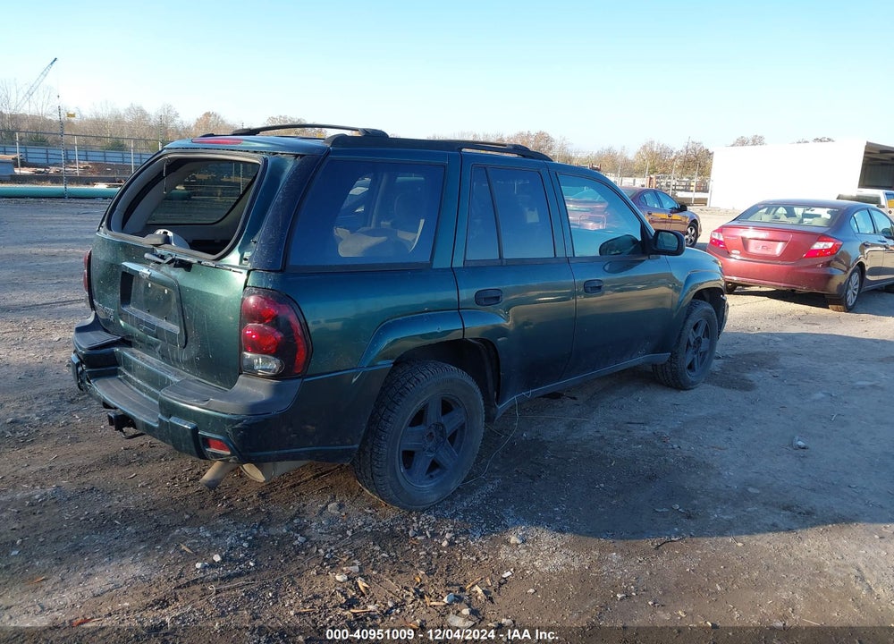 2006 CHEVROLET TRAILBLAZER LS VIN: 1GNDT13S162130451