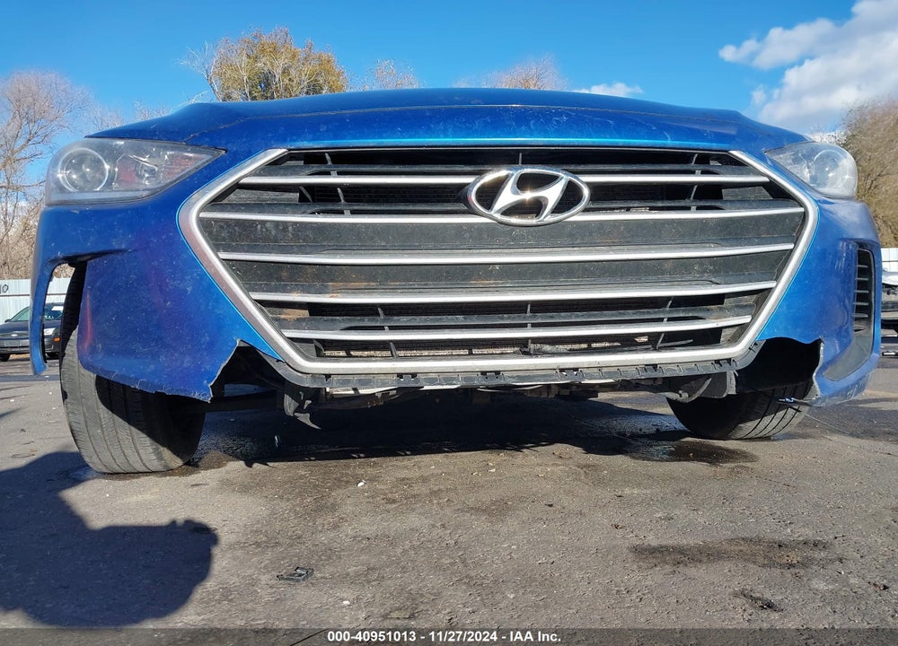2018 HYUNDAI ELANTRA SE VIN: 5NPD74LF0JH231909