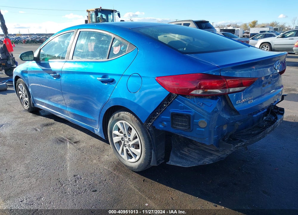 2018 HYUNDAI ELANTRA SE VIN: 5NPD74LF0JH231909