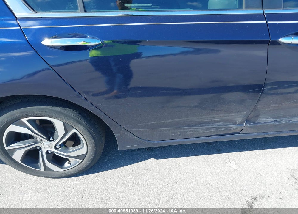 2016 HONDA ACCORD VIN: 1HGCR2F35GA143810