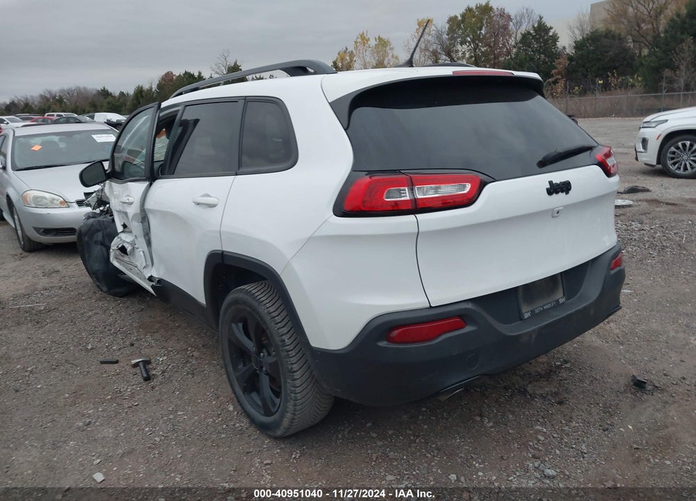 2018 JEEP CHEROKEE LATITUDE FWD VIN: 1C4PJLCB3JD556615