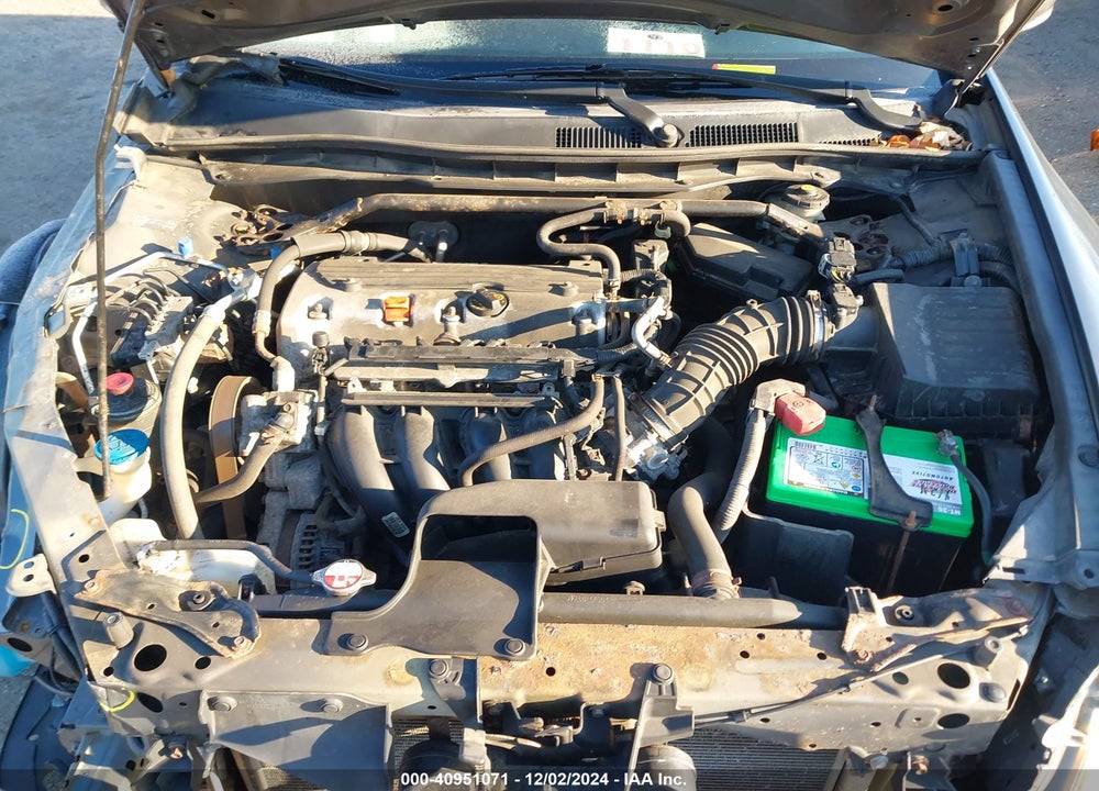 2011 HONDA ACCORD 2.4 EX-L VIN: 1HGCP2F81BA016899