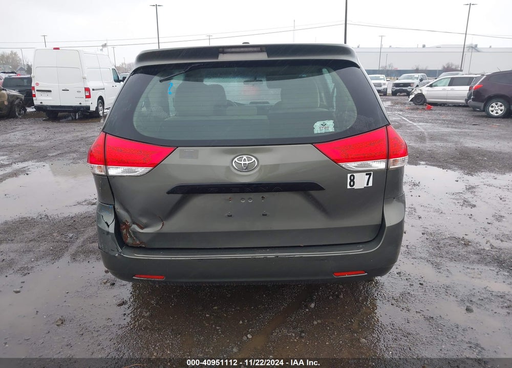 2011 TOYOTA SIENNA BASE V6 VIN: 5TDZK3DC1BS017039