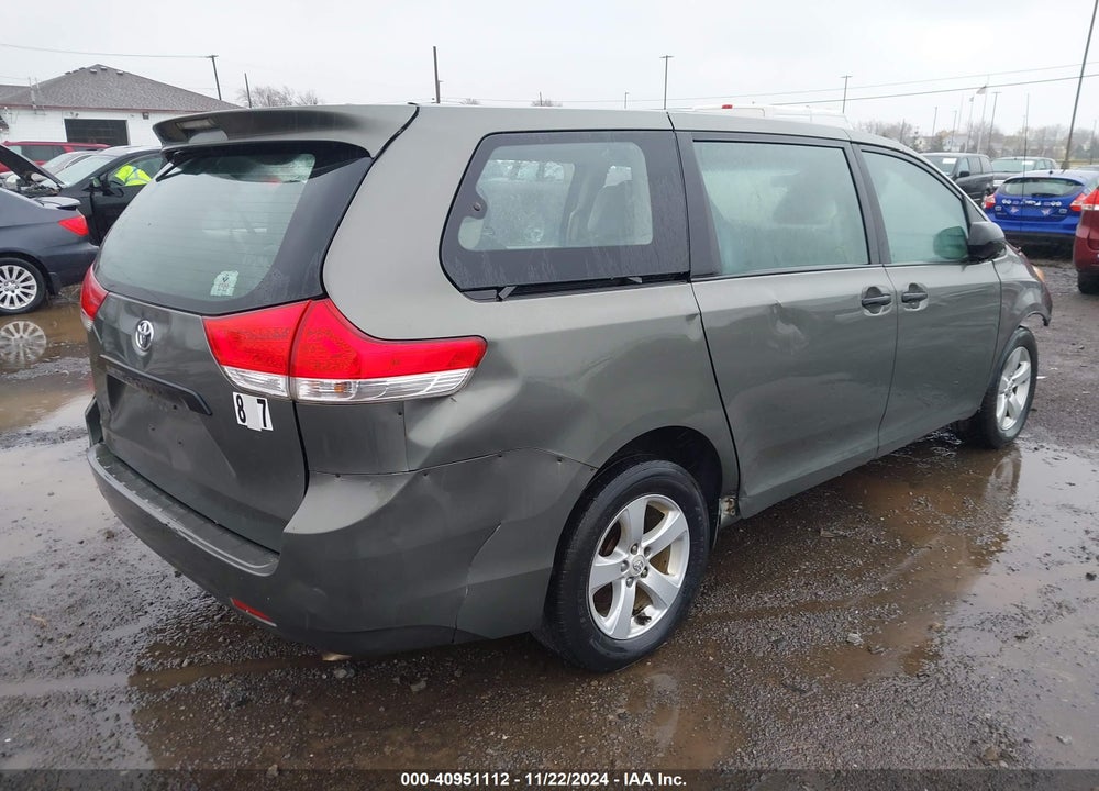 2011 TOYOTA SIENNA BASE V6 VIN: 5TDZK3DC1BS017039