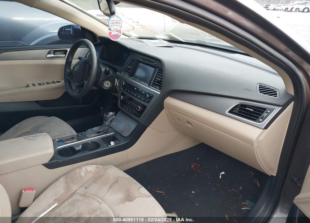 2016 HYUNDAI SONATA SE VIN: 5NPE24AF7GH359546