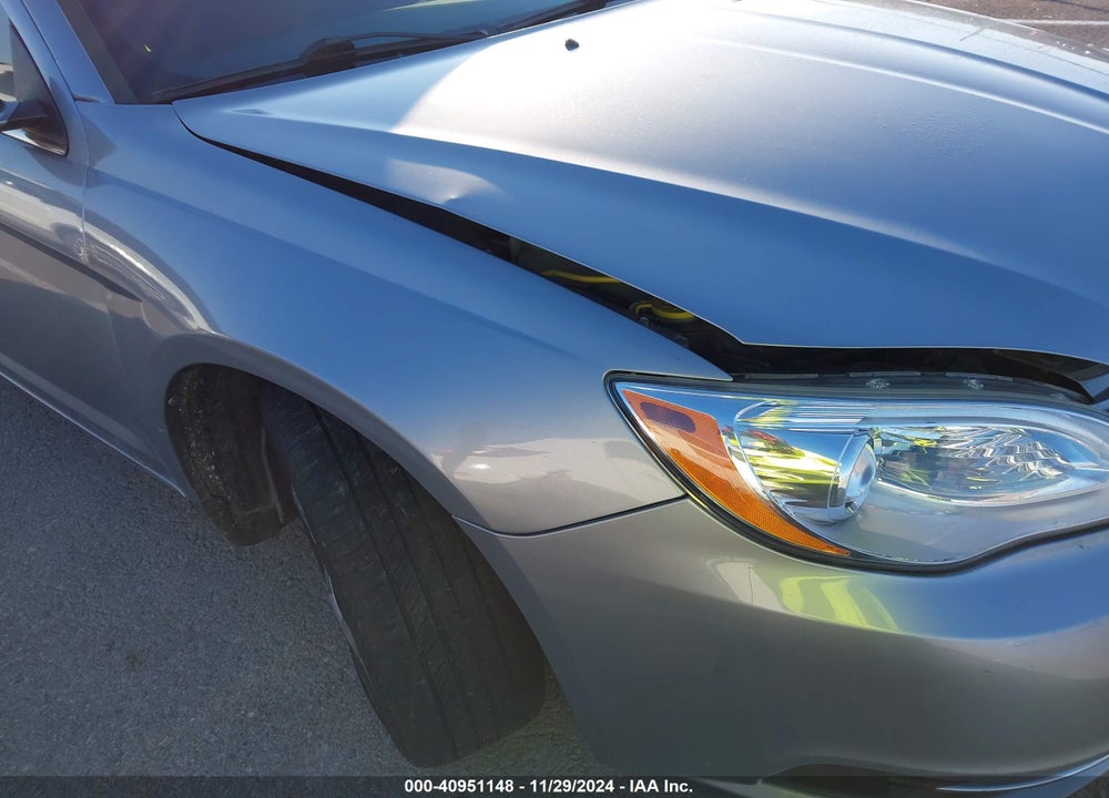 2013 CHRYSLER 200 LX VIN: 1C3CCBAB7DN715340
