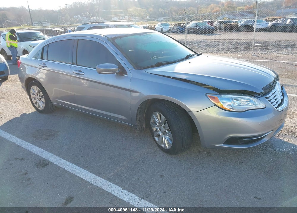 2013 CHRYSLER 200 LX VIN: 1C3CCBAB7DN715340