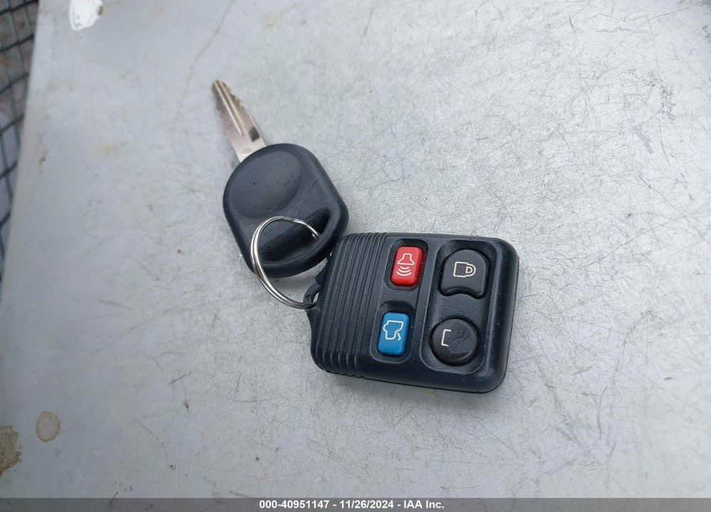2011 FORD FOCUS SE VIN: 1FAHP3FN4BW157166