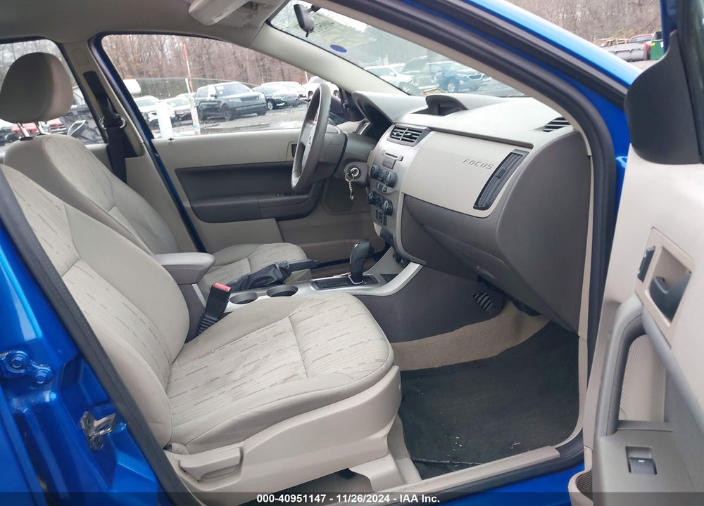 2011 FORD FOCUS SE VIN: 1FAHP3FN4BW157166