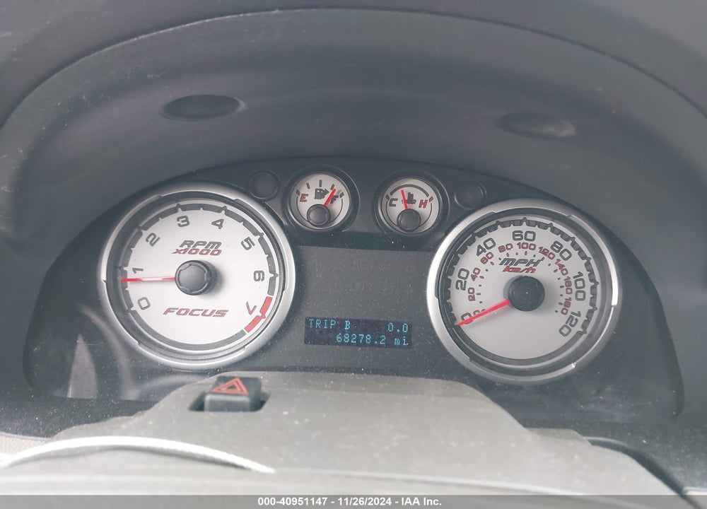 2011 FORD FOCUS SE VIN: 1FAHP3FN4BW157166