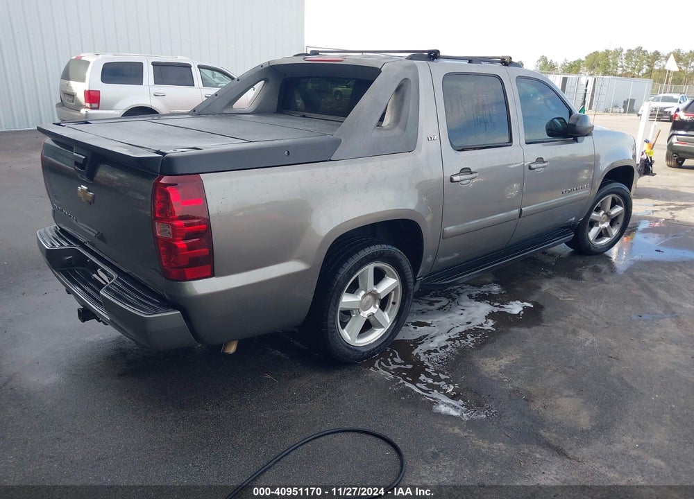 2007 CHEVROLET AVALANCHE 1500 LTZ VIN: 3GNEC12J17G124722
