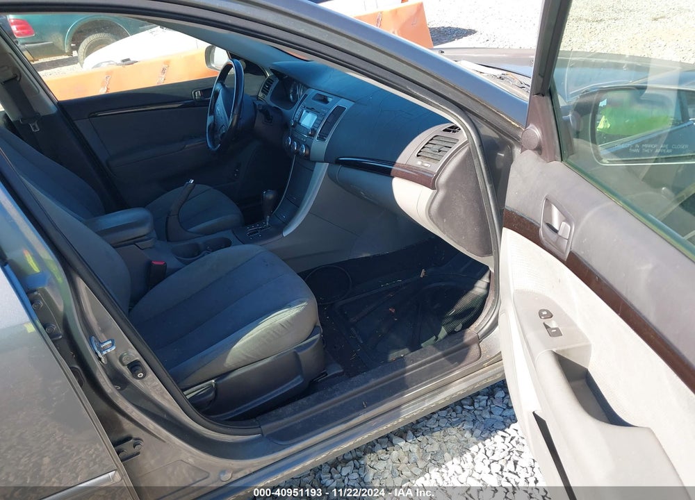2009 HYUNDAI SONATA GLS VIN: 5NPET46F79H459820