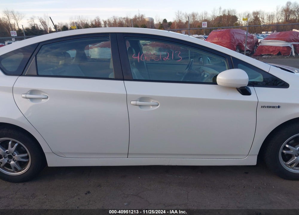 2011 TOYOTA PRIUS VIN: JTDKN3DU6B1429343