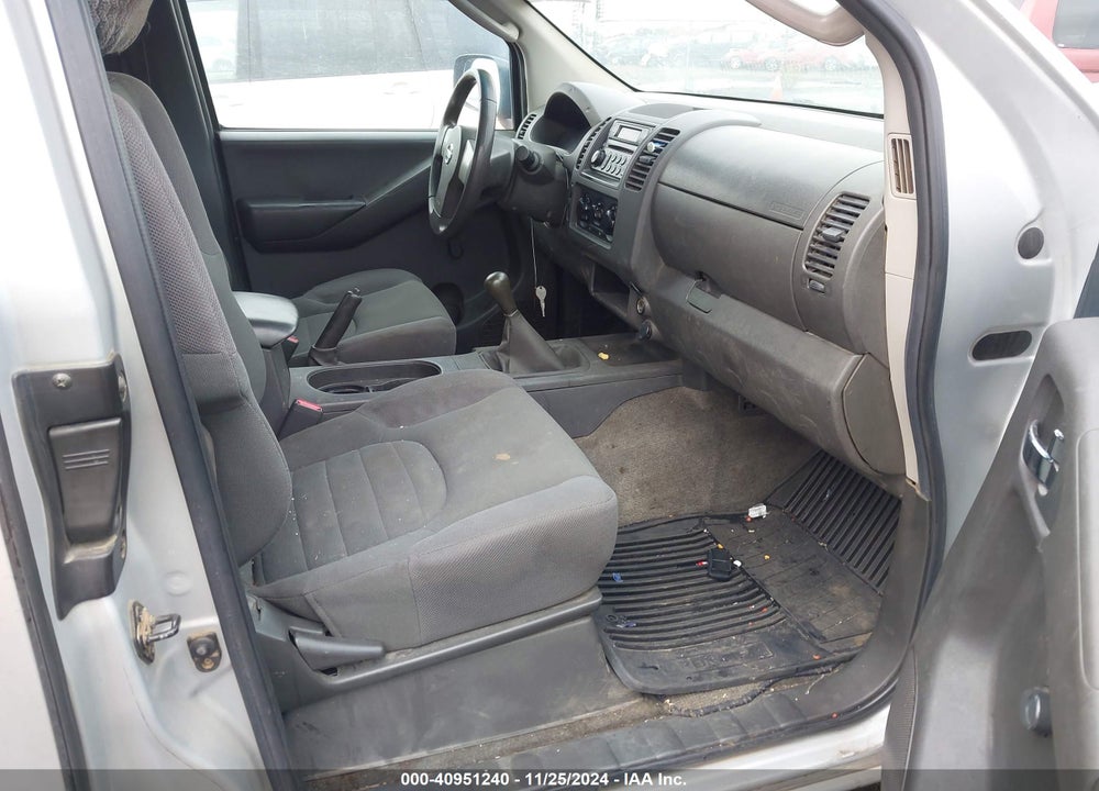 2005 NISSAN FRONTIER XE VIN: 1N6BD06T85C432109