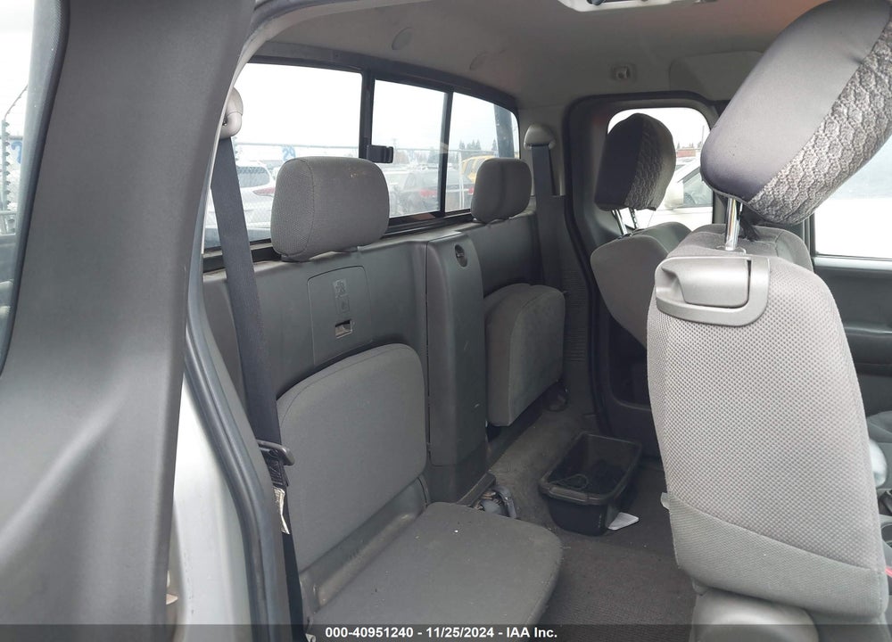 2005 NISSAN FRONTIER XE VIN: 1N6BD06T85C432109