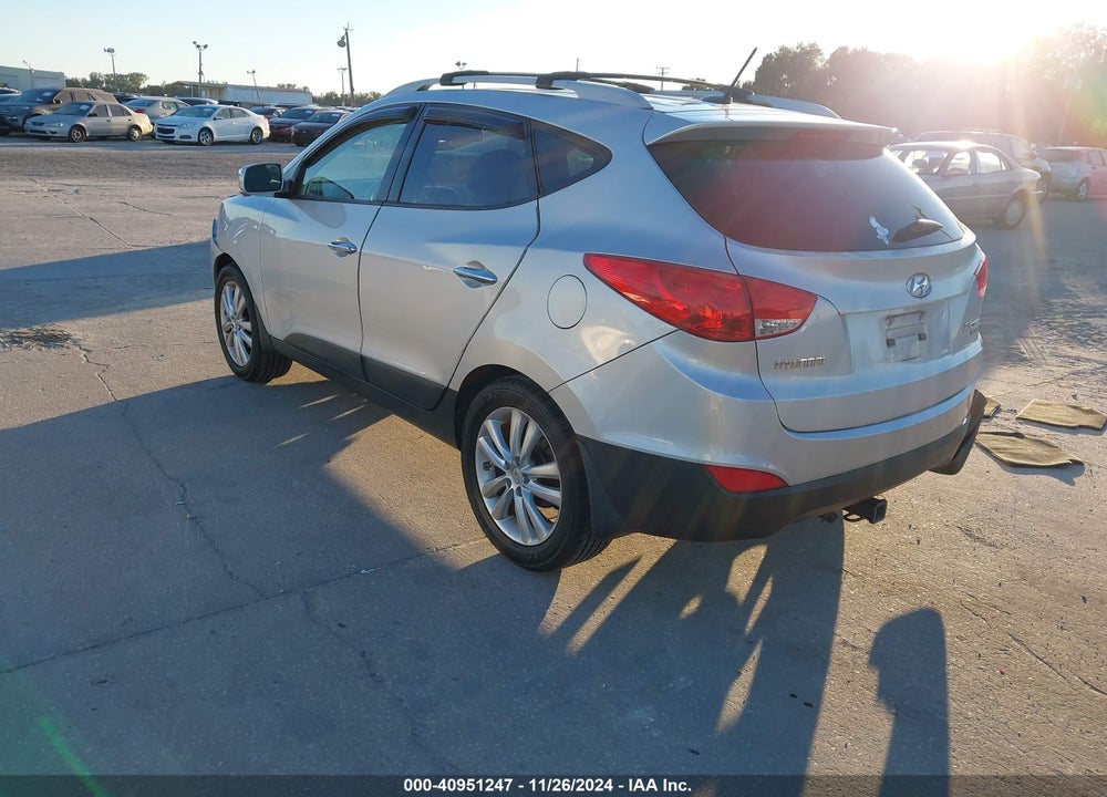 2012 HYUNDAI TUCSON LIMITED VIN: KM8JU3AC5CU469693