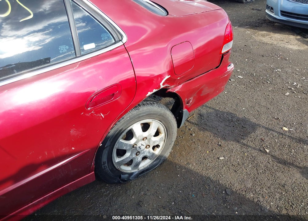 2001 HONDA ACCORD 2.3 EX VIN: 1HGCG566X1A018732